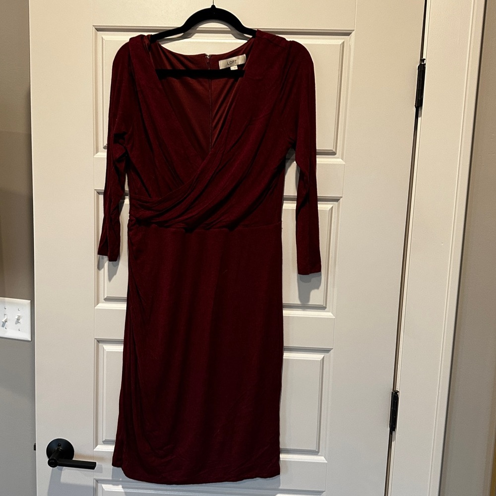 Knee Length V-Neck A-Line Dress | Loft | Size M | Burgundy